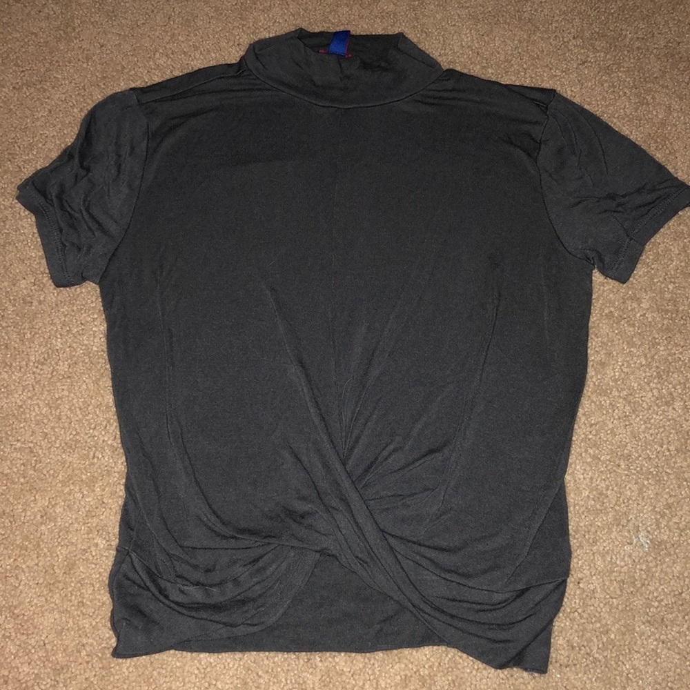Fashionable top